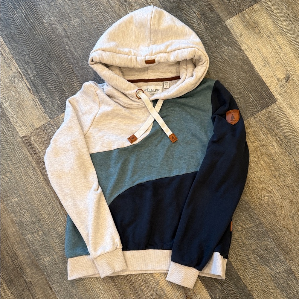 Wanakome Tri-Tone Hoodie -